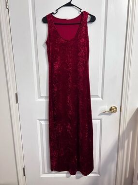 Women's Velvet Maxi Dress - Deep Wine